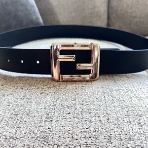 Elegant Black fashion Belt with Gold Buckle